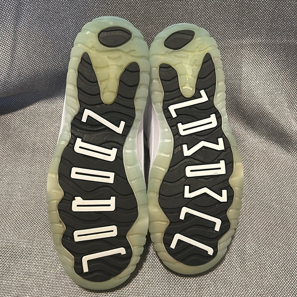 Jordan 11 Low size 3Y - Picture 2 of 6